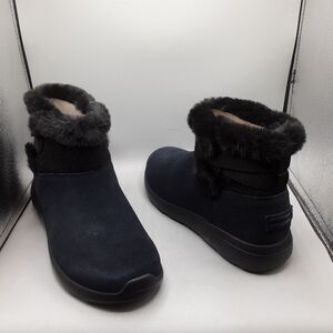 Skechers On The Go City 2 Cozy Vibe Boots Women's 9M Black 4